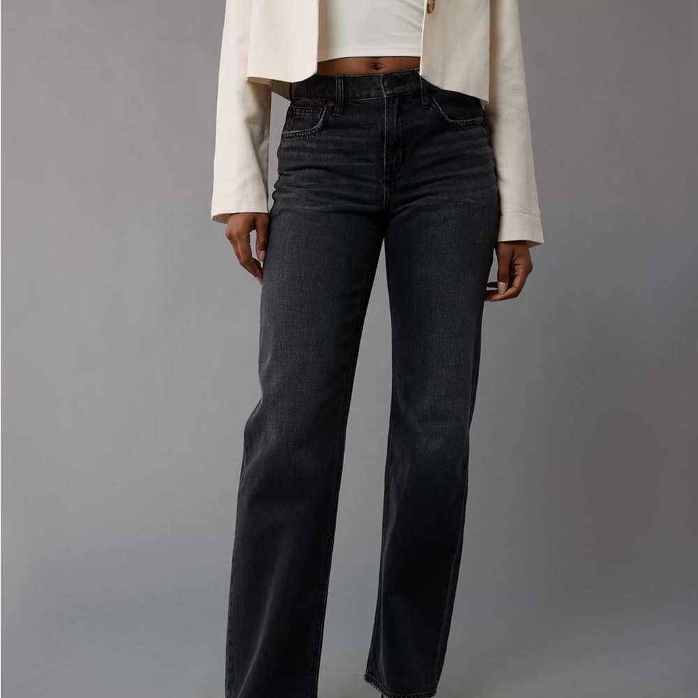 American Eagle Outfitters 90’s Boyfriend Jeans